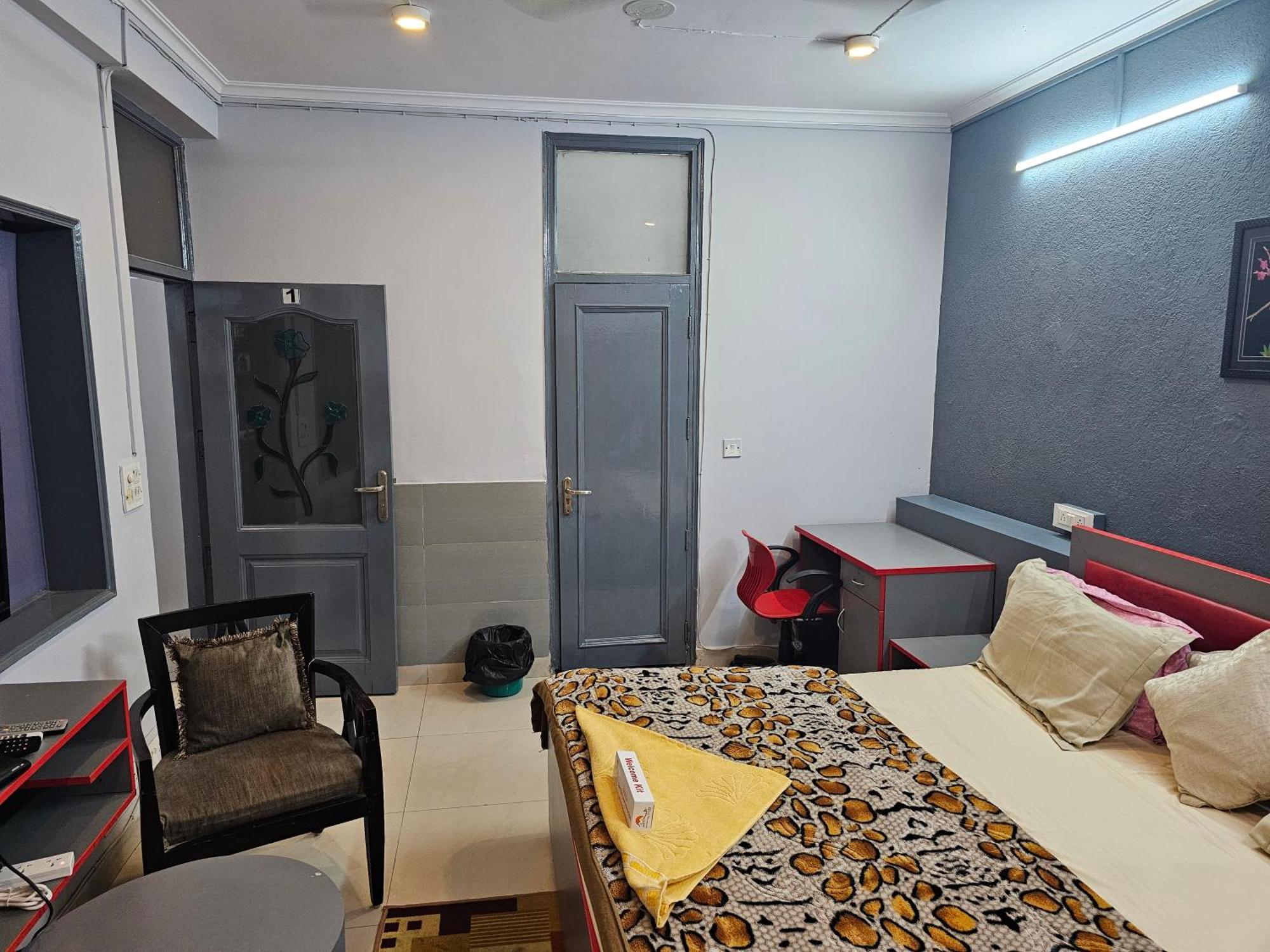 Deer Park Home Stay Yeni Delhi Dış mekan fotoğraf