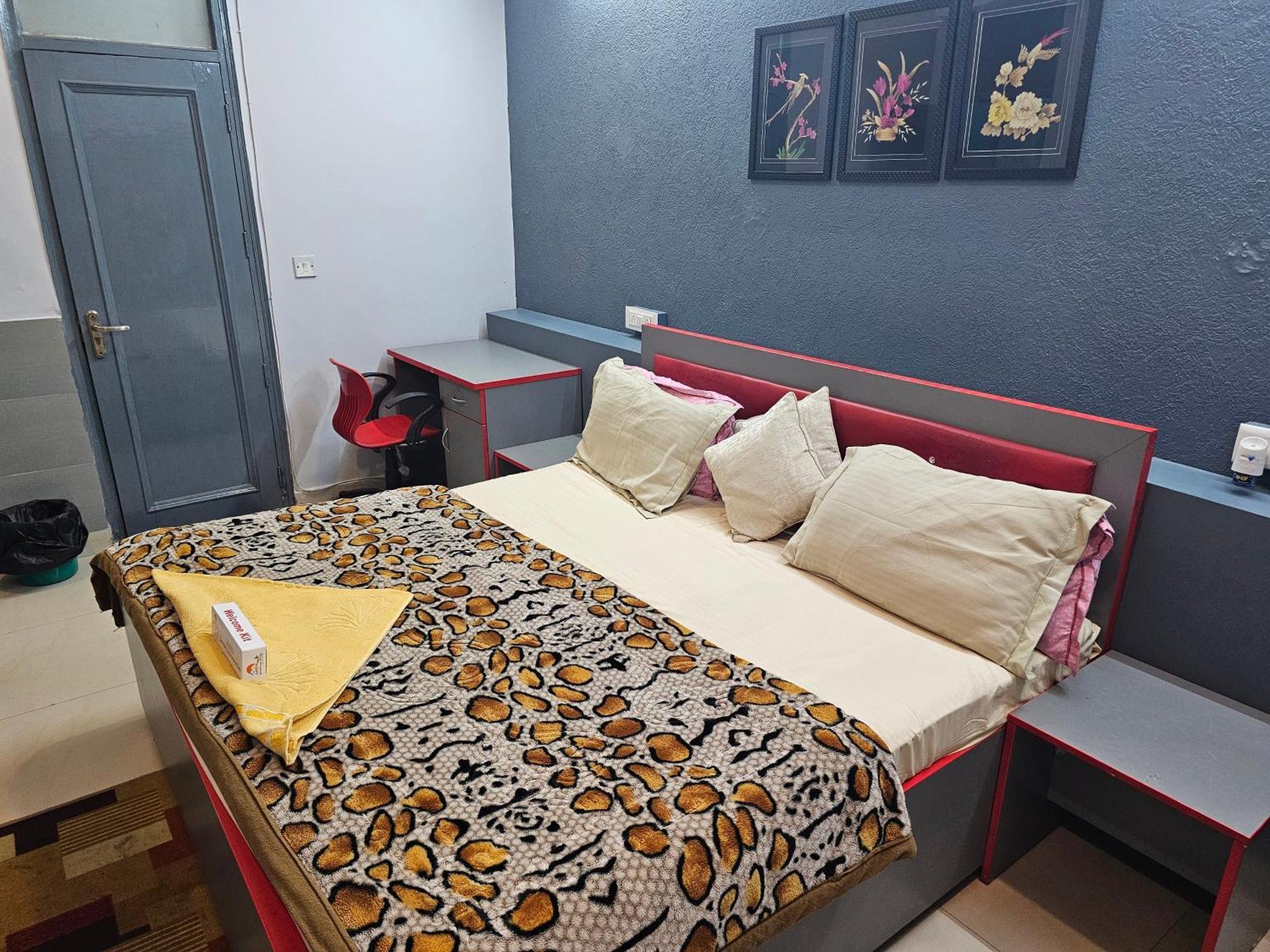 Deer Park Home Stay Yeni Delhi Dış mekan fotoğraf